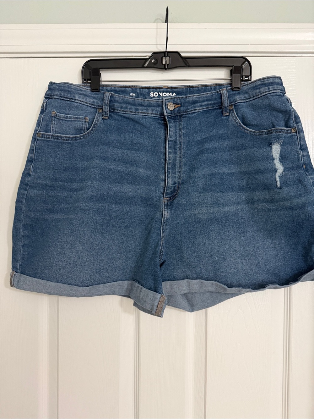 Sonoma Medium Blue Rolled-Hem Denim Mom Shorts